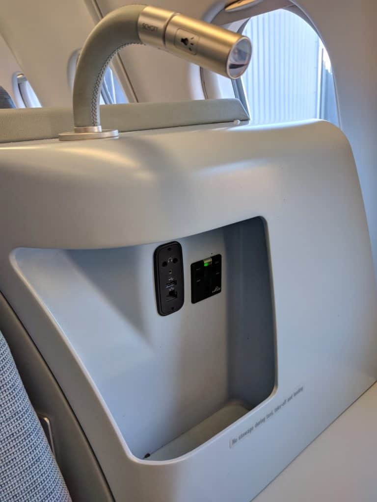 Finnair A330 Business Class Charging Options