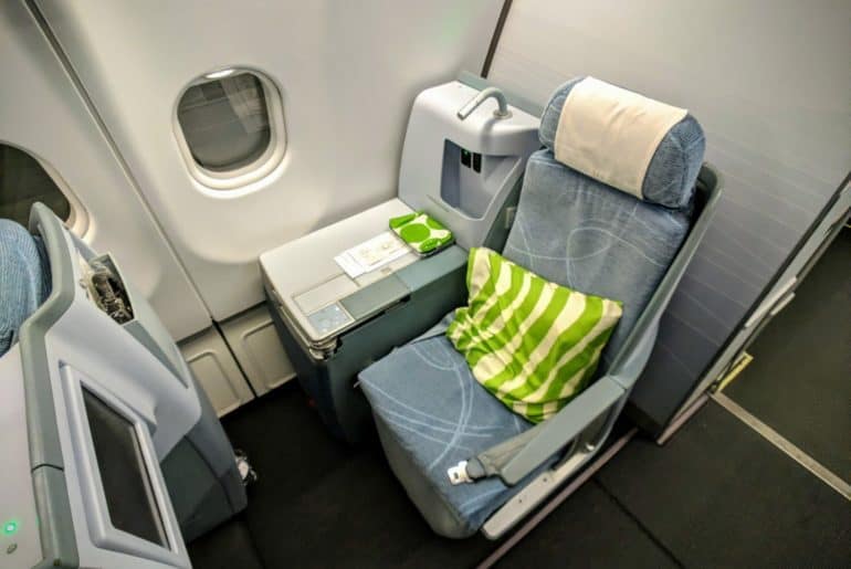 Review: Finnair (A330-300) Business Class from Helsinki to Bangkok Review Finnair A330 Helsinki Bangkok 005