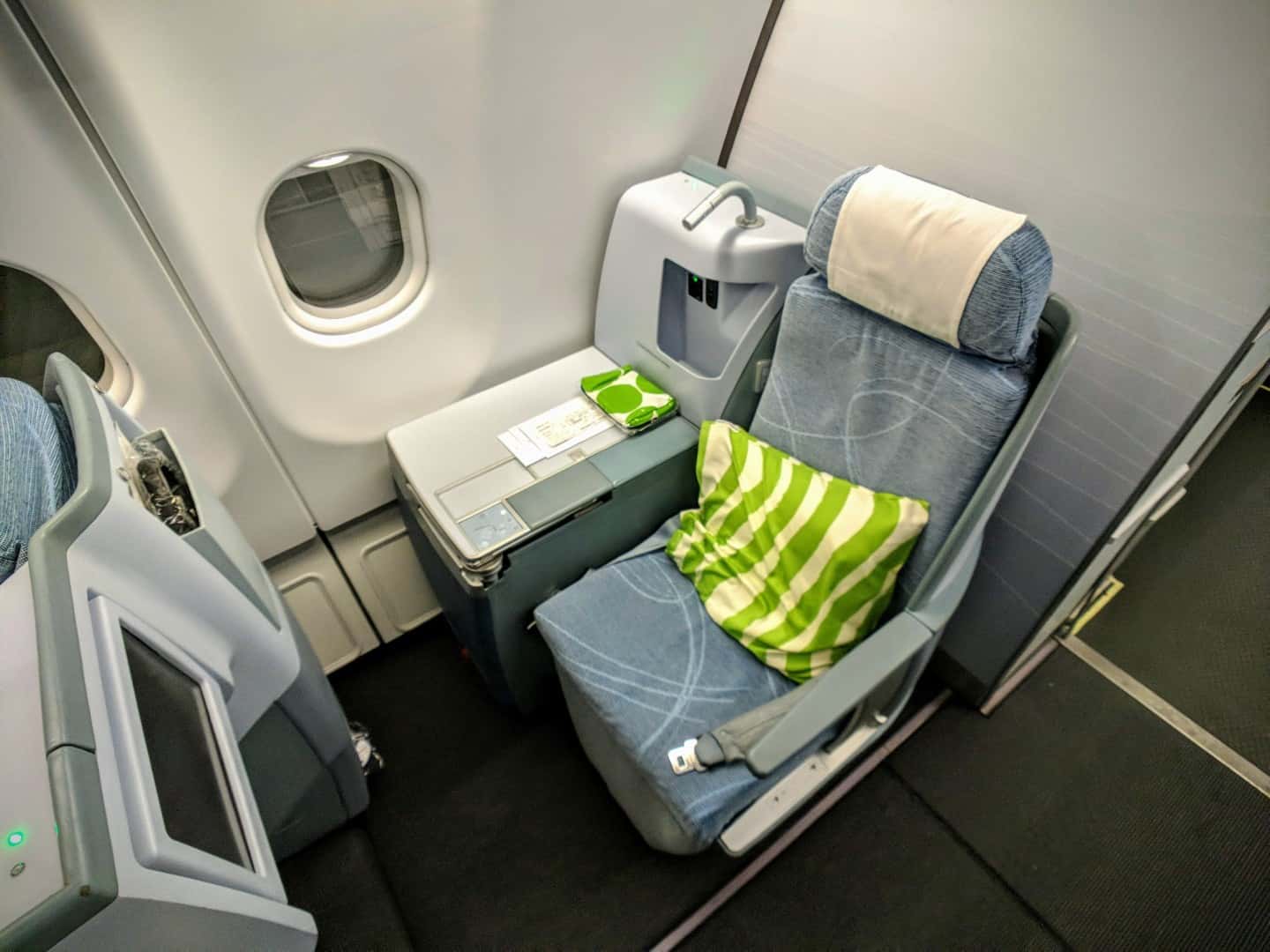 Review Finnair A330 Helsinki Bangkok 005