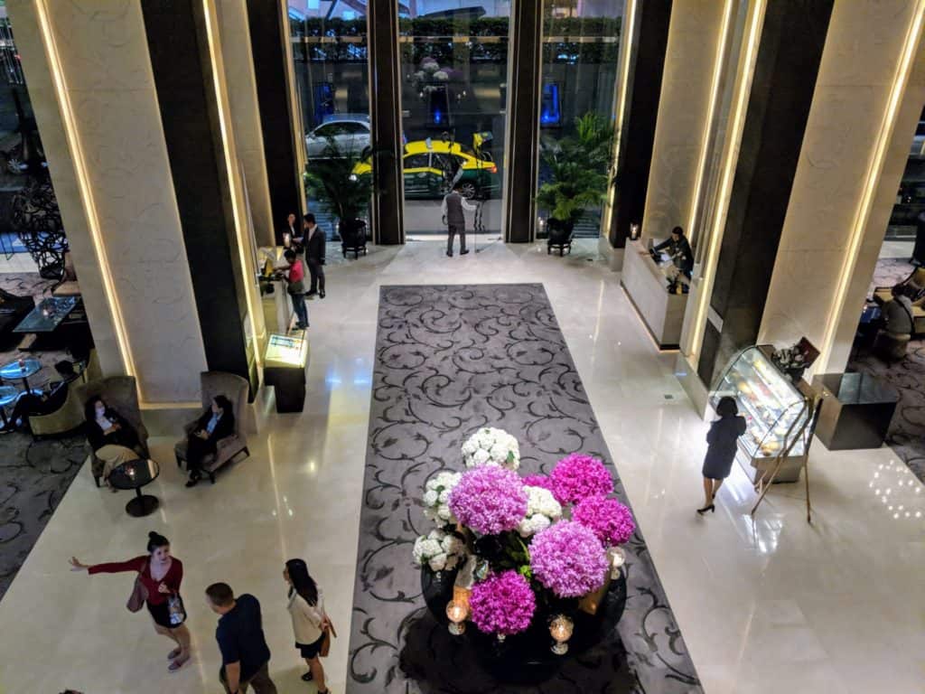 The lower lobby of St.Regis Bangkok