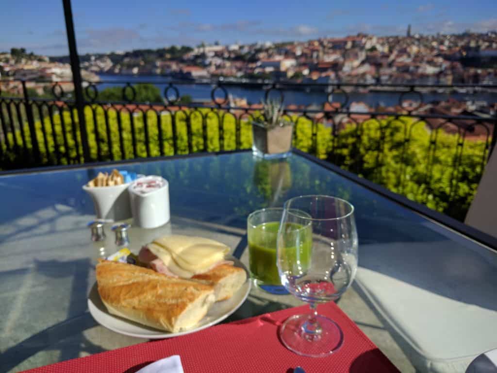 Hotel Review The Yeatman Porto 005