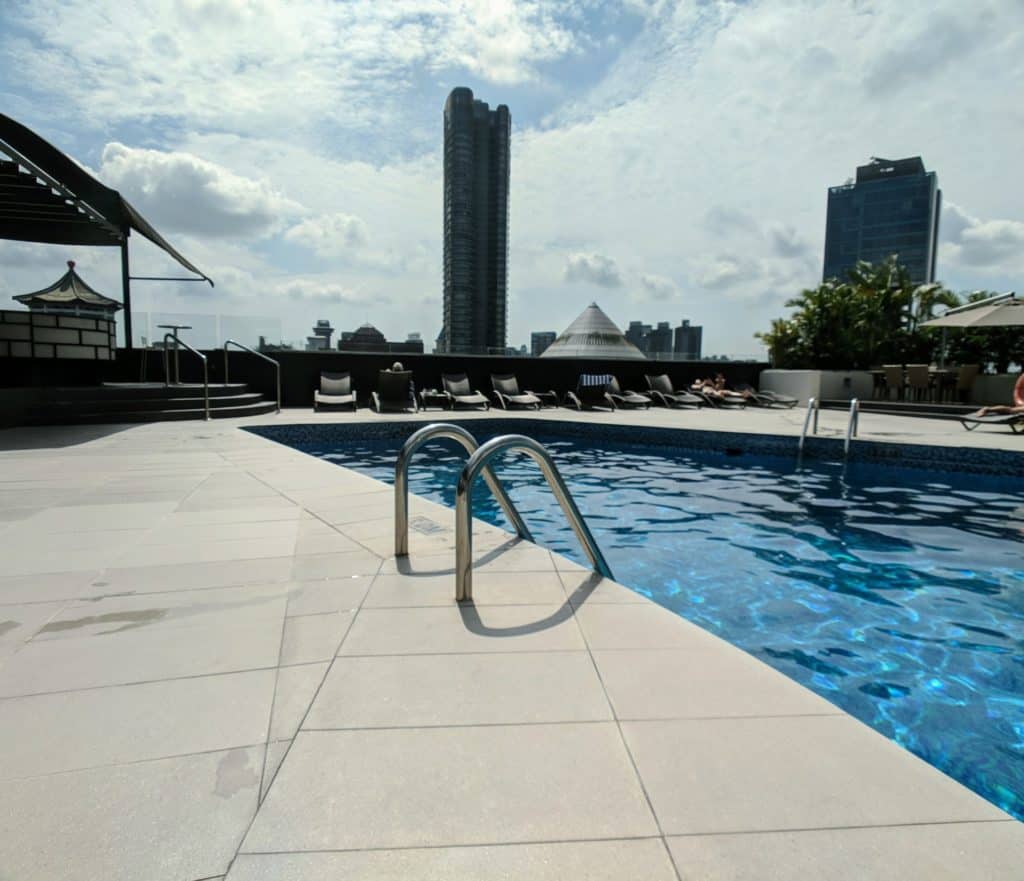 Hilton Singapore Hotel Review - The pool