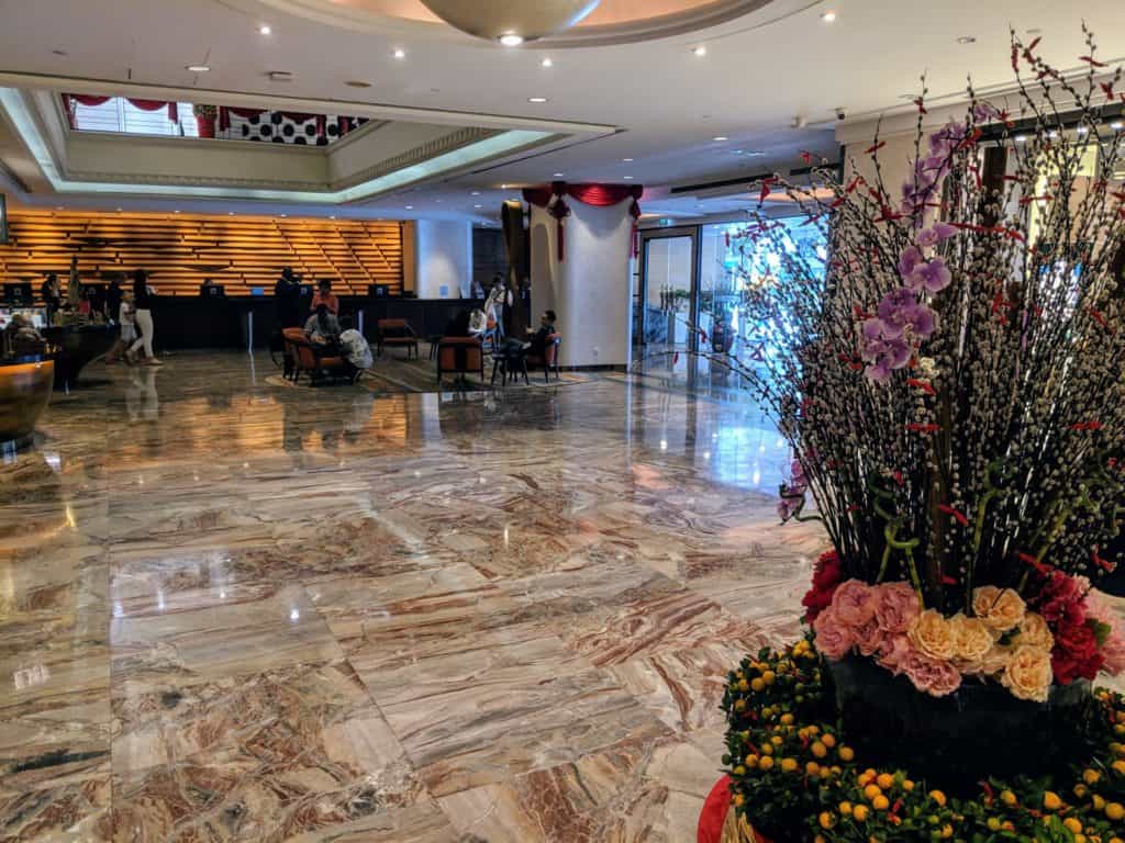 Hilton Singapore Hotel Review - Lobby area