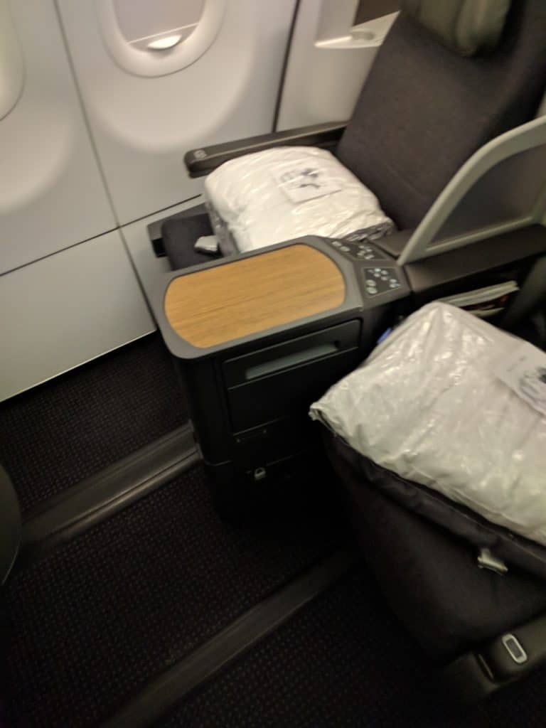 American Airlines A321T JFK-LAX Transcontinental Business Class