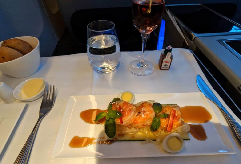 Qatar Airways 777 - Business Class Dining