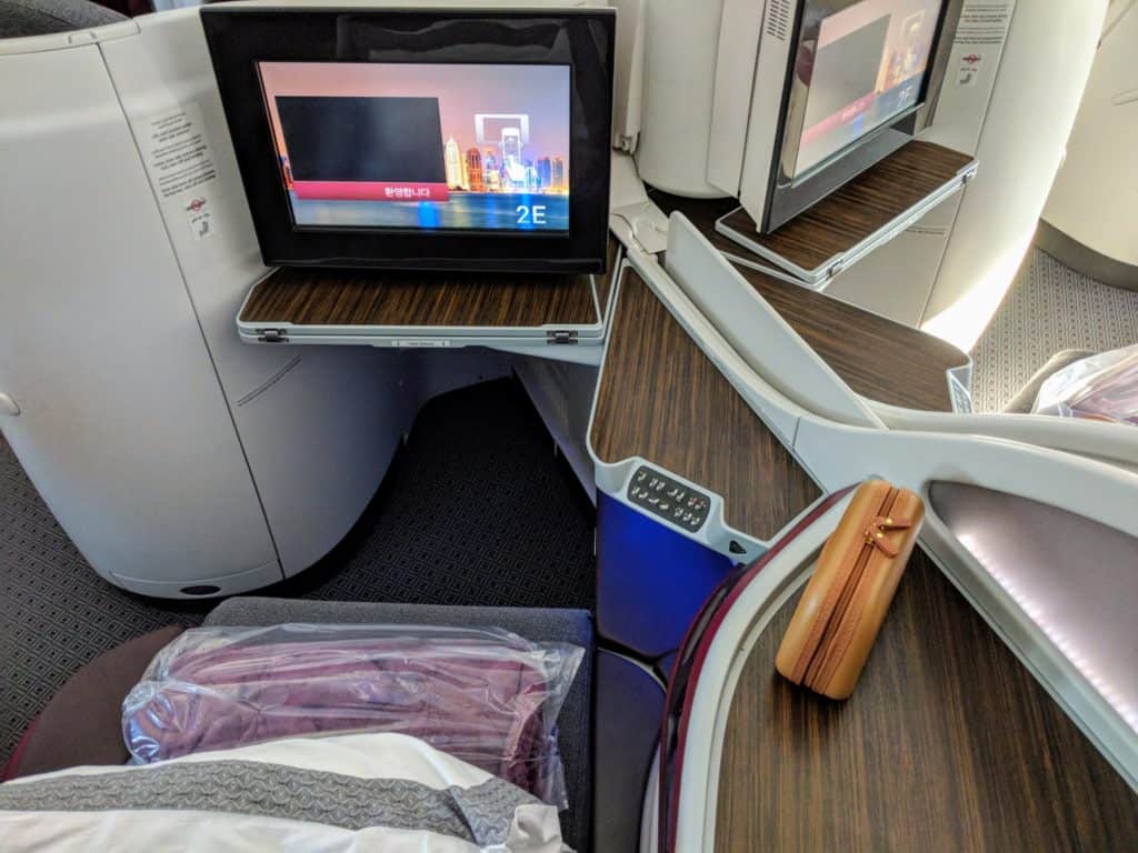 2018 Qatar Airways Business Class 787 Hel Doh 0003