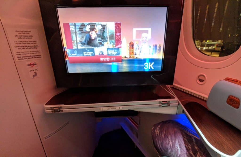 2018 Qatar Airways Business Class 787 Hel Doh 0022