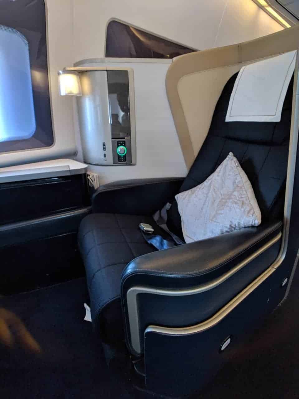 Review: British Airways (747-400) First Class from London to Las Vegas ...