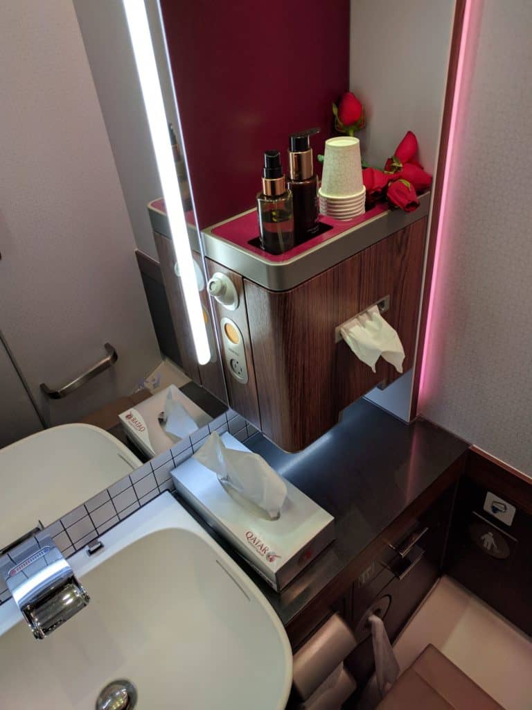 Qatar Airways Bathroom