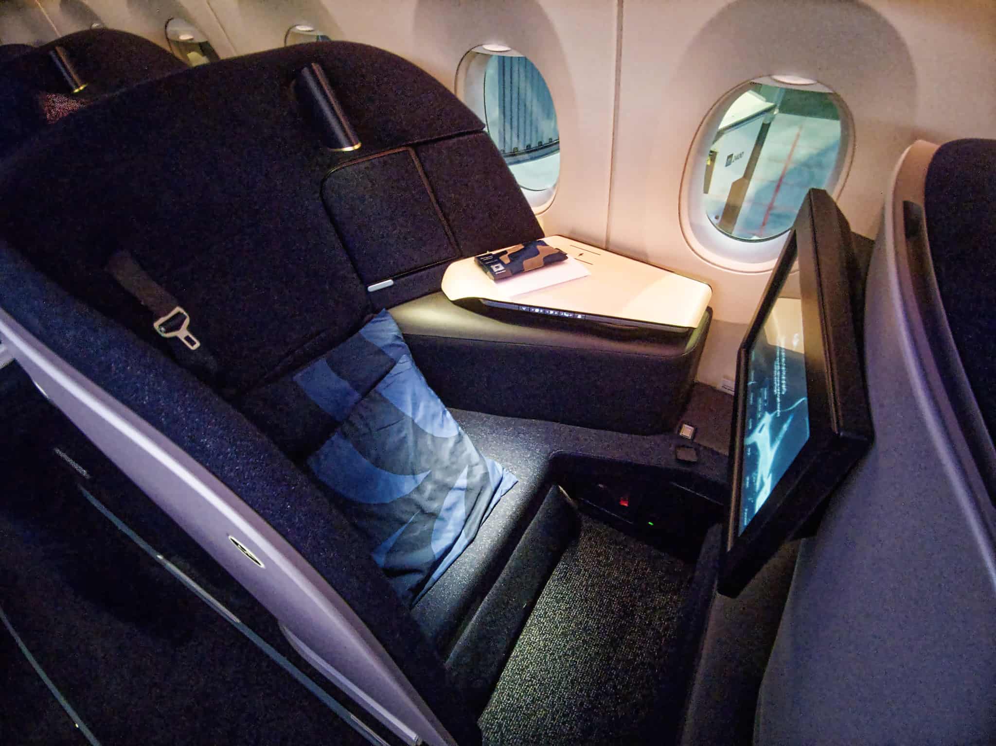 2022 Finnair New Business Class A350 0007