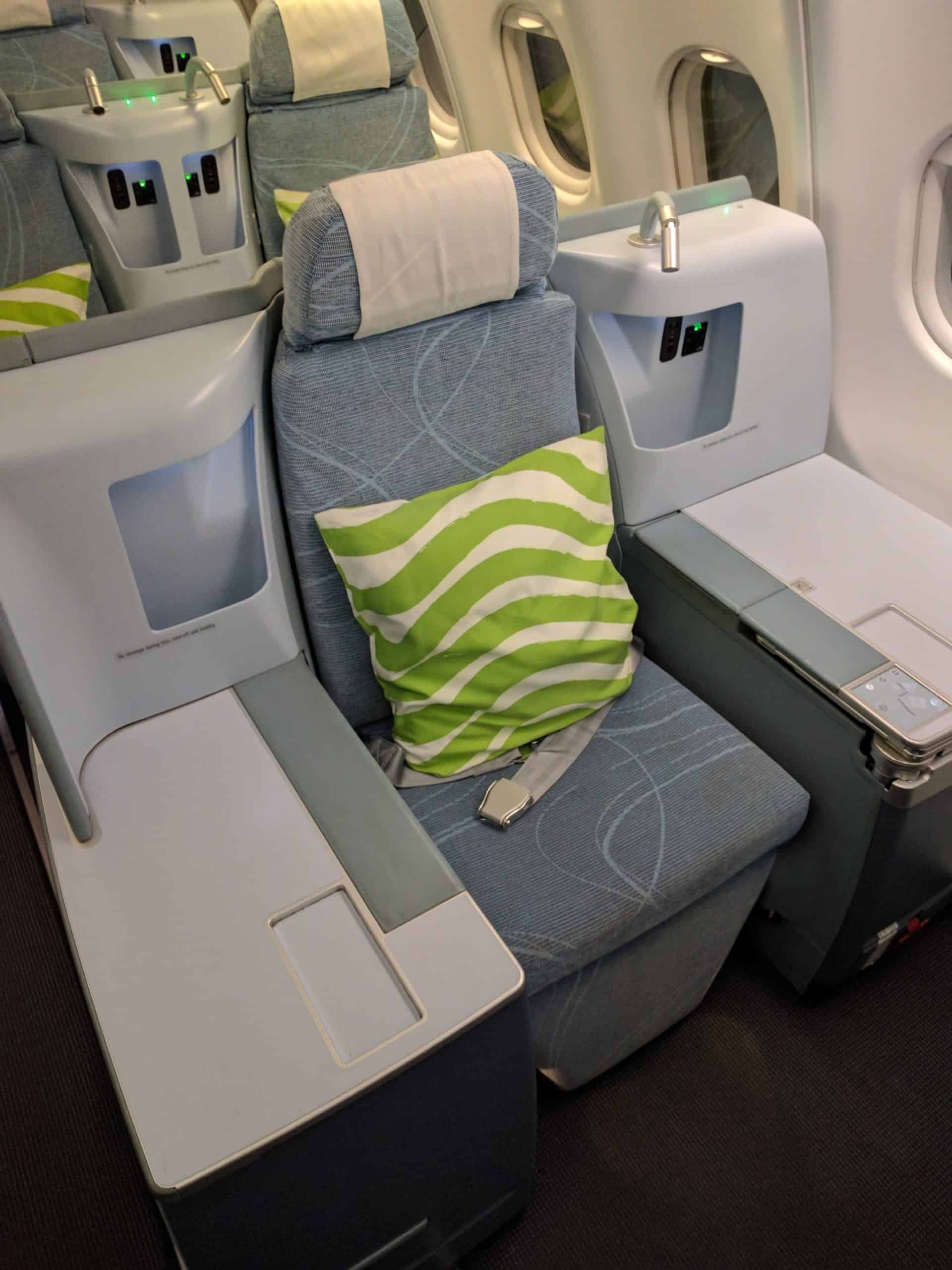 Finnair Old Business Class A330 0003